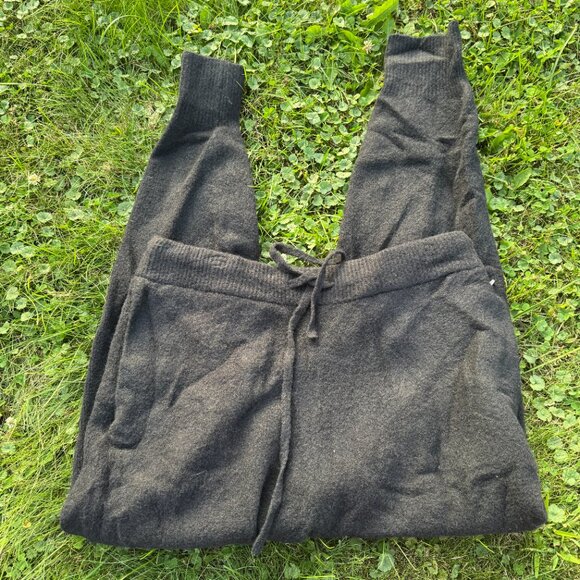 Yummy Sweater Co Knit Pants - Picture 1 of 3